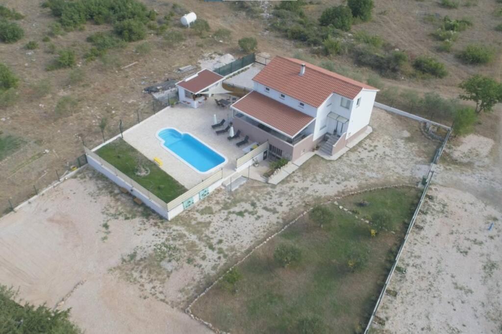 Kuca Za Odmor M&J Βίλα Benkovac Εξωτερικό φωτογραφία